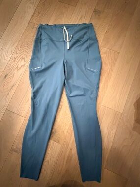 Nike swift Blue High-Waist Performance Leggings w/ Drawcord size L - never worn!
